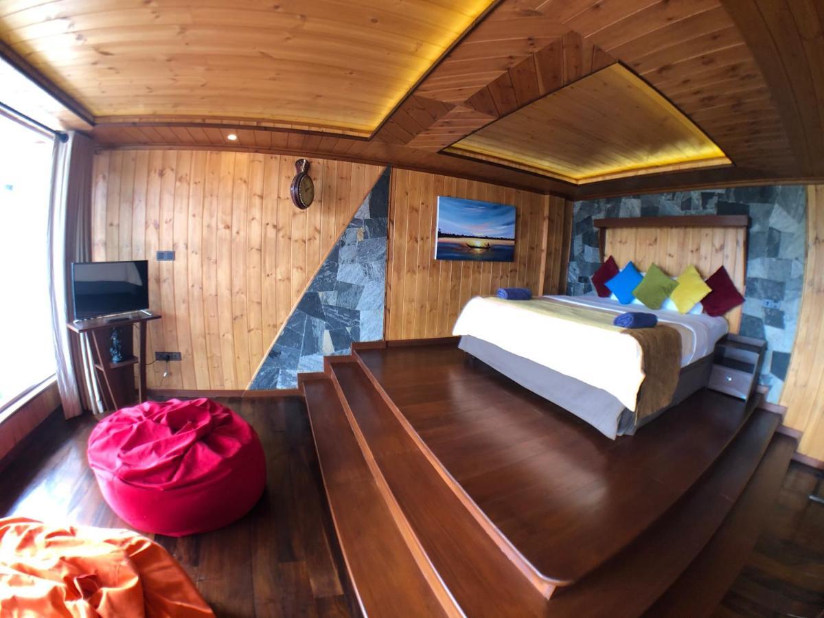 Pigeons Nest Bed & Breakfast นูวาราเอลิยา ภายนอก รูปภาพ